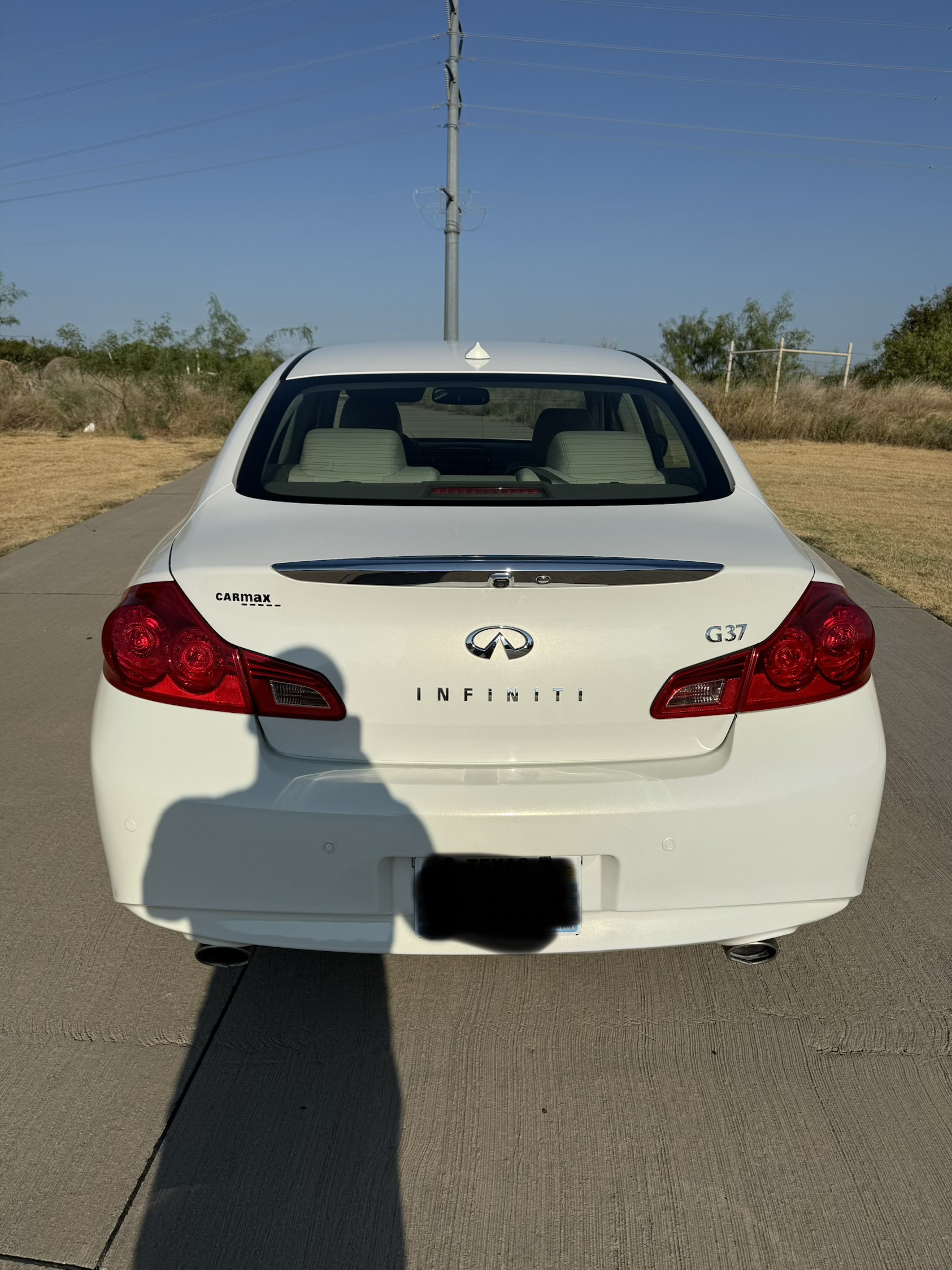 2013 Infiniti G37 Journey rear view