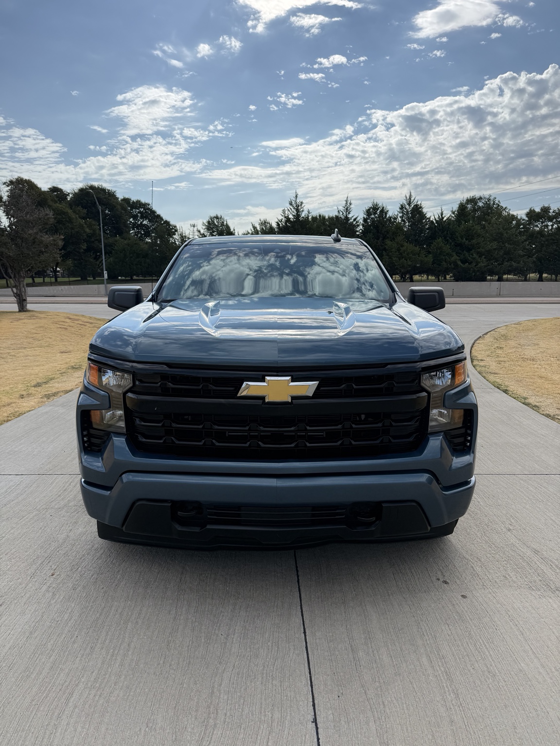 2024 Chevrolet Silverado 1500 front view